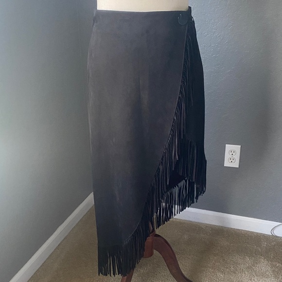 Zara Dresses & Skirts - Zara Black Faux Asymmetrical Fringed Skirt